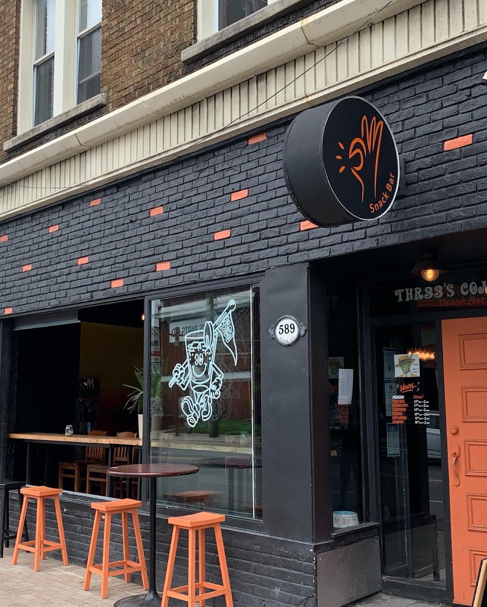 Thr33's Co Snack Bar